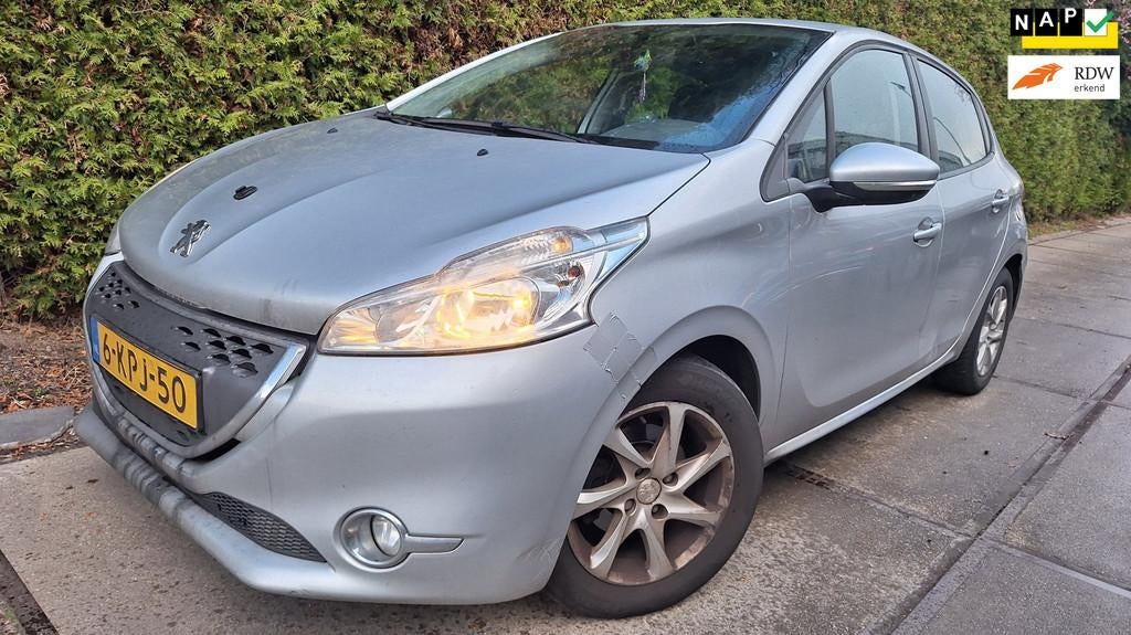 Peugeot 208 1.4 e-HDi Active, Euro 5, Stof, 4 cilinders, 96 €/maand