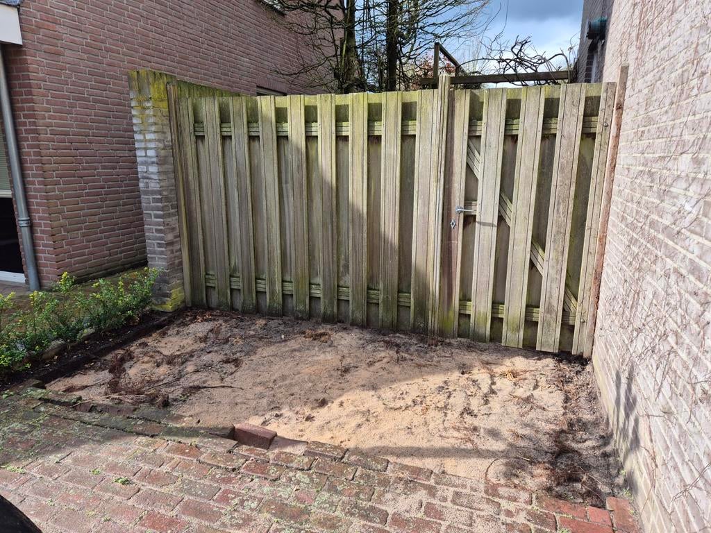 Houten schutting met poort, Gebruikt, Ophalen of Verzenden, 150 tot 200 cm, Hout