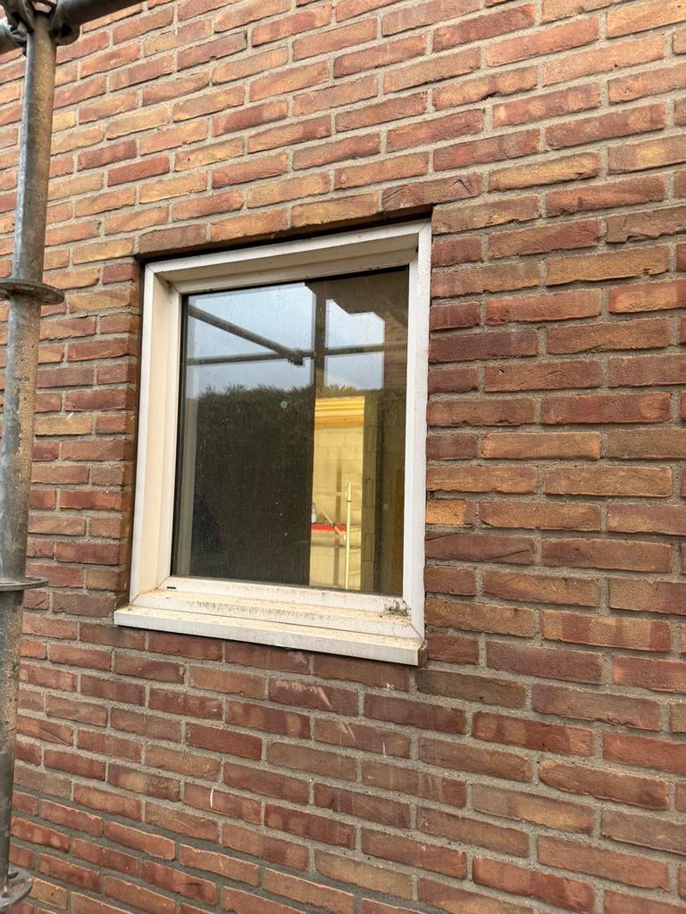 Kunstof kozijn, Kunststof, Gebruikt, Raamkozijn, Inclusief glas