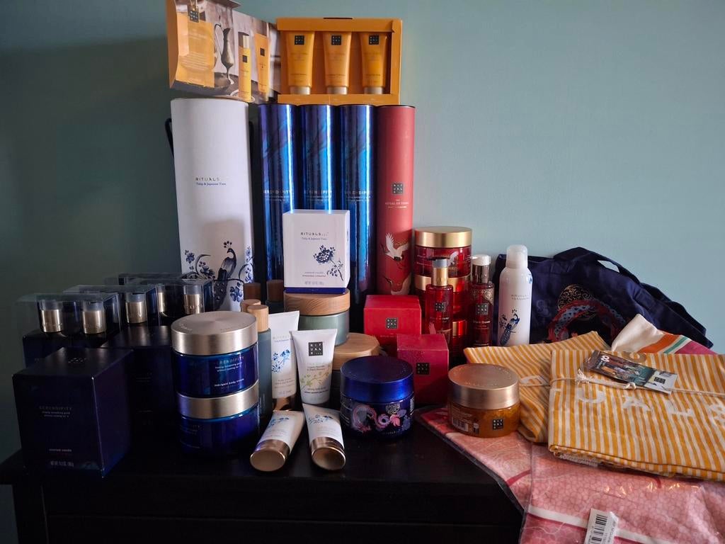 Verschillende Ritual limited en gewoon. Zie advertentietekst, Ophalen of Verzenden, Nieuw, Lippen