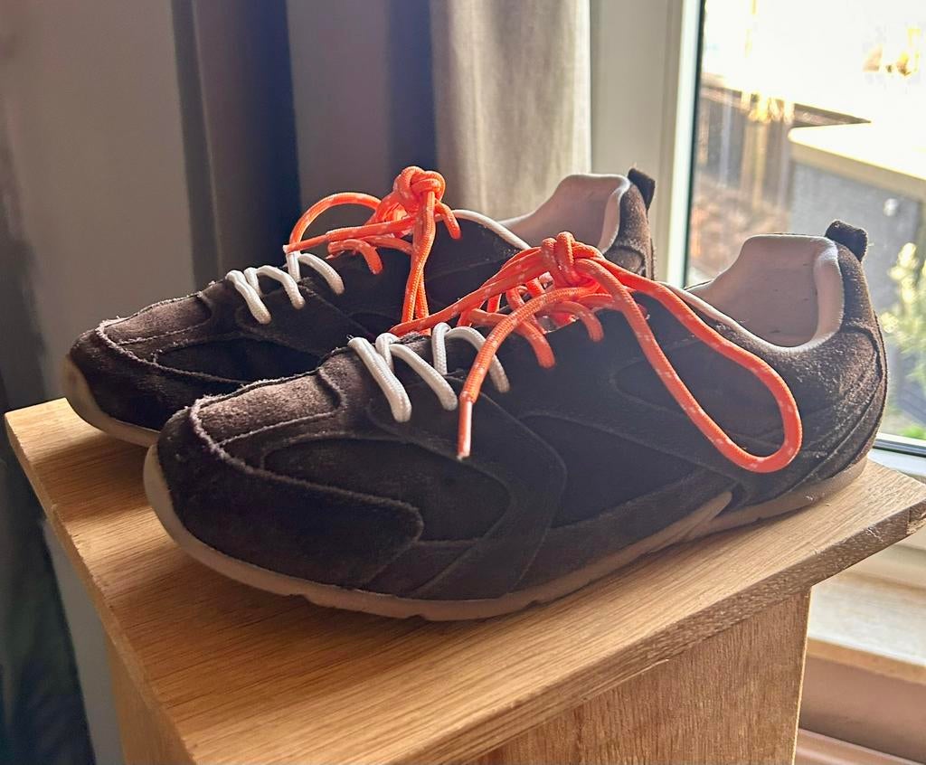 PS Poelman Jenn suède sneakers, mt 39, Kleding | Dames, Schoenen, Bruin, Verzenden, Sneakers of Gympen, Zo goed als nieuw