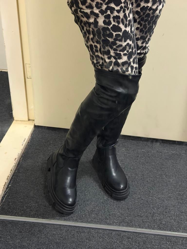 Zwarte Overknee Laarzen met Chunky Zool, Ophalen of Verzenden, Zo goed als nieuw, Zwart, Hoge laarzen