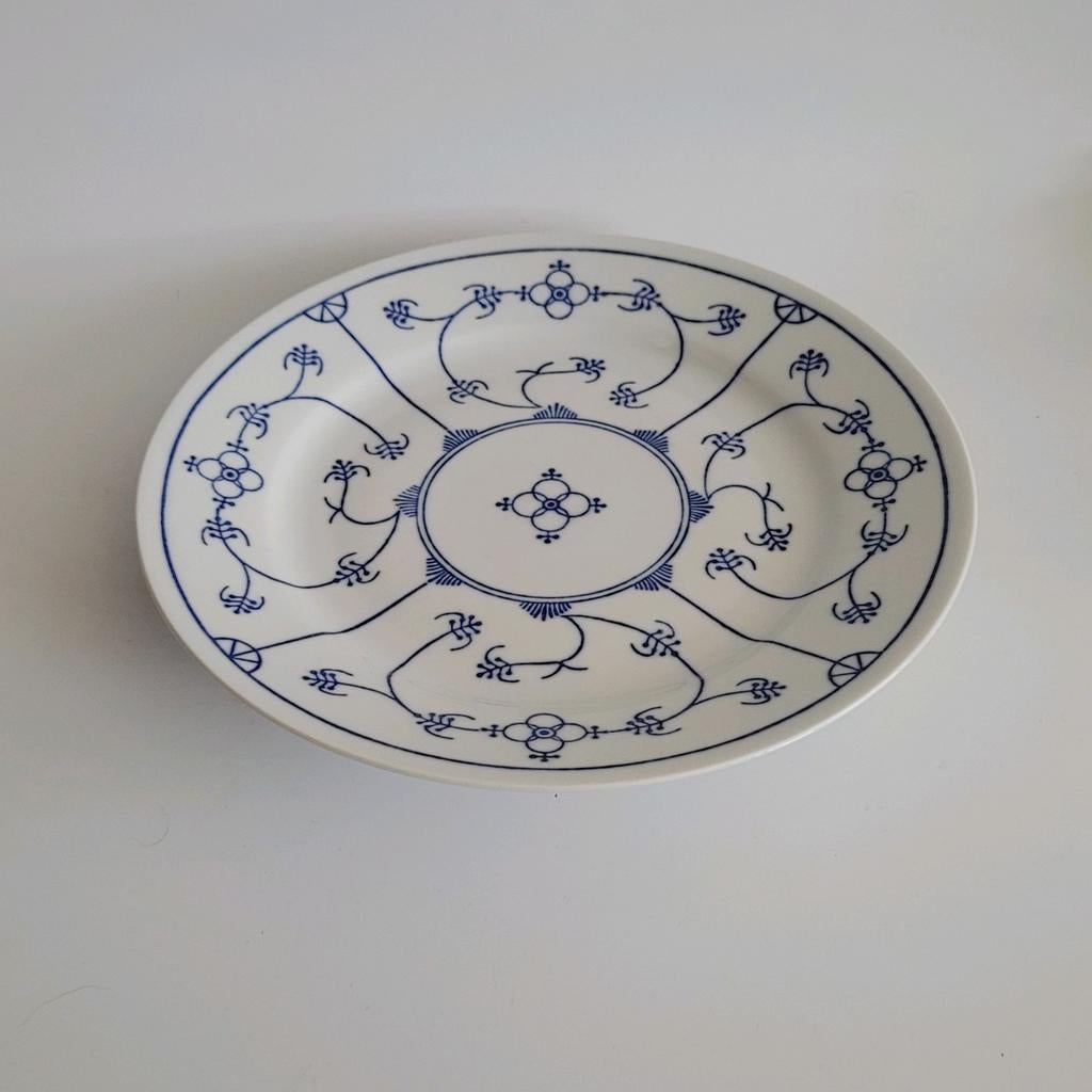 Izgs Jäger servies blauw wit bord met mooi motief, Ophalen of Verzenden