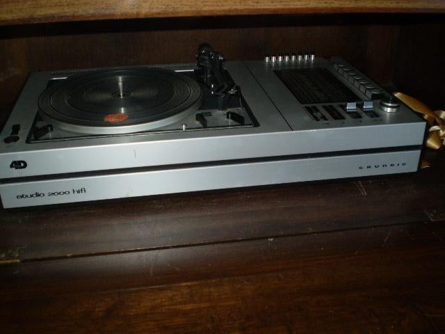Radio/platenspeler van Grundig: Dual 4d studio 2000a met dek, Ophalen, Gebruikt, Tuner of Radio, Overige merken