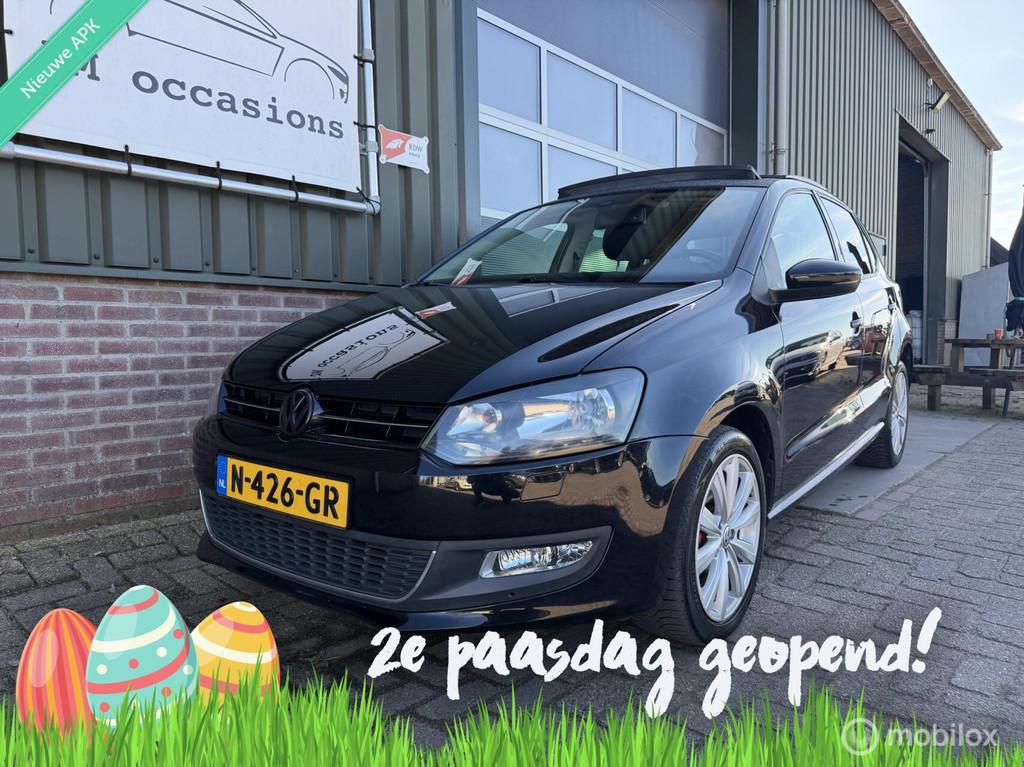 Volkswagen Polo 1.4-16V Style|Pano|Clima|Cruise|CarPlay|PDC|, Voorwielaandrijving, 86 pk, 4 cilinders, Zwart