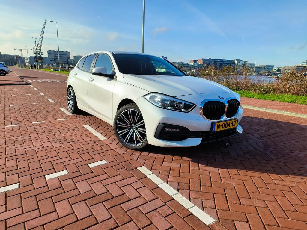 BMW 1-Serie 118i 140pk Aut 2020 Wit, 1295 kg, Wit, Particulier, 3 cilinders
