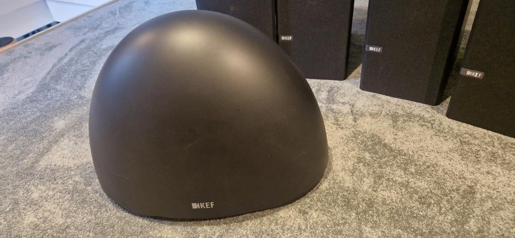 KEF Subwoofer - Krachtige Bass voor Thuisbioscoop, Overige merken, Subwoofer, Ophalen of Verzenden, Zo goed als nieuw