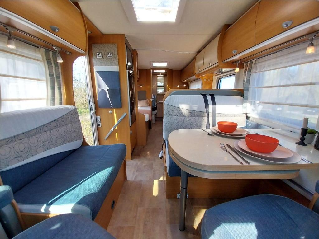 Mooie Bürstner Nexxo T 720 met extra lage enkele be, Niet ingevuld, Ringverwarming, Treinzit, Tot en met 3