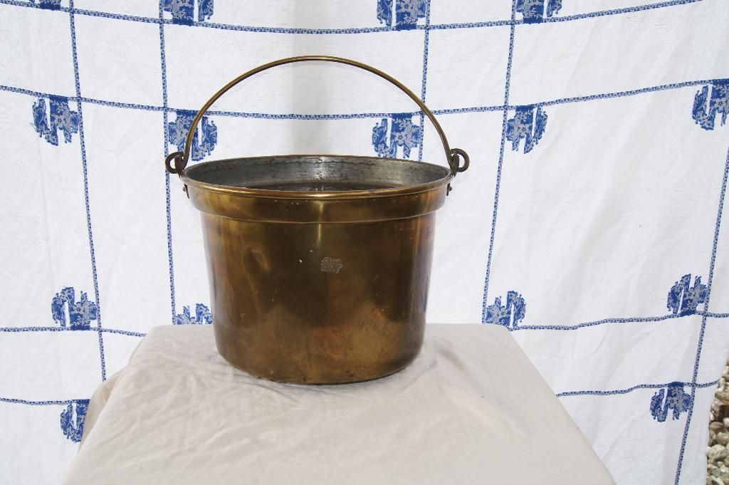 Aken en  Buik emmer, Ophalen of Verzenden