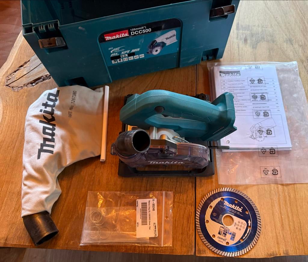 Makita DCC500ZJ, Ophalen of Verzenden, Zo goed als nieuw, 1200 watt of meer, 30 tot 70 mm