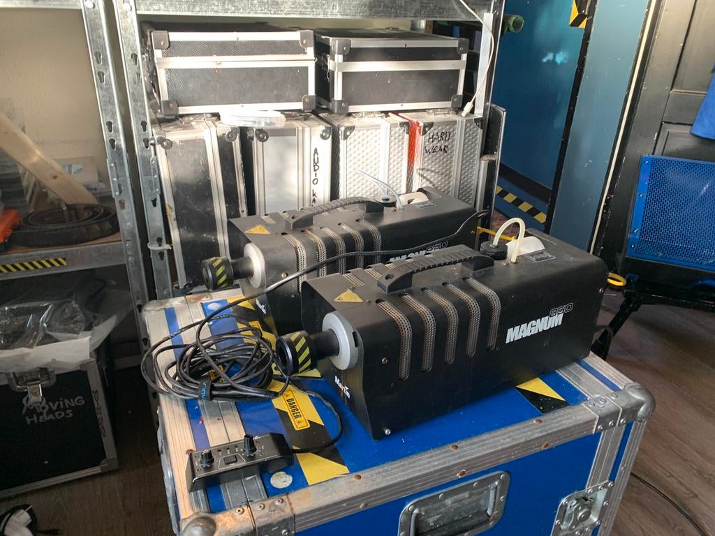 2x Martin Magnum 850 Rookmachines, Muziek en Instrumenten, Licht en Laser, Ophalen, Zo goed als nieuw, Rookmachine