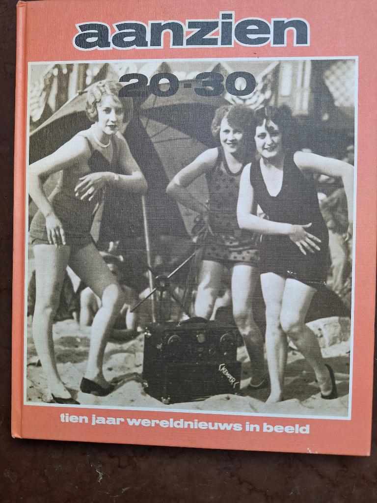 Het Aanzien Van, Boeken, Overige gebieden, Zo goed als nieuw, Meerdere auteurs, Ophalen