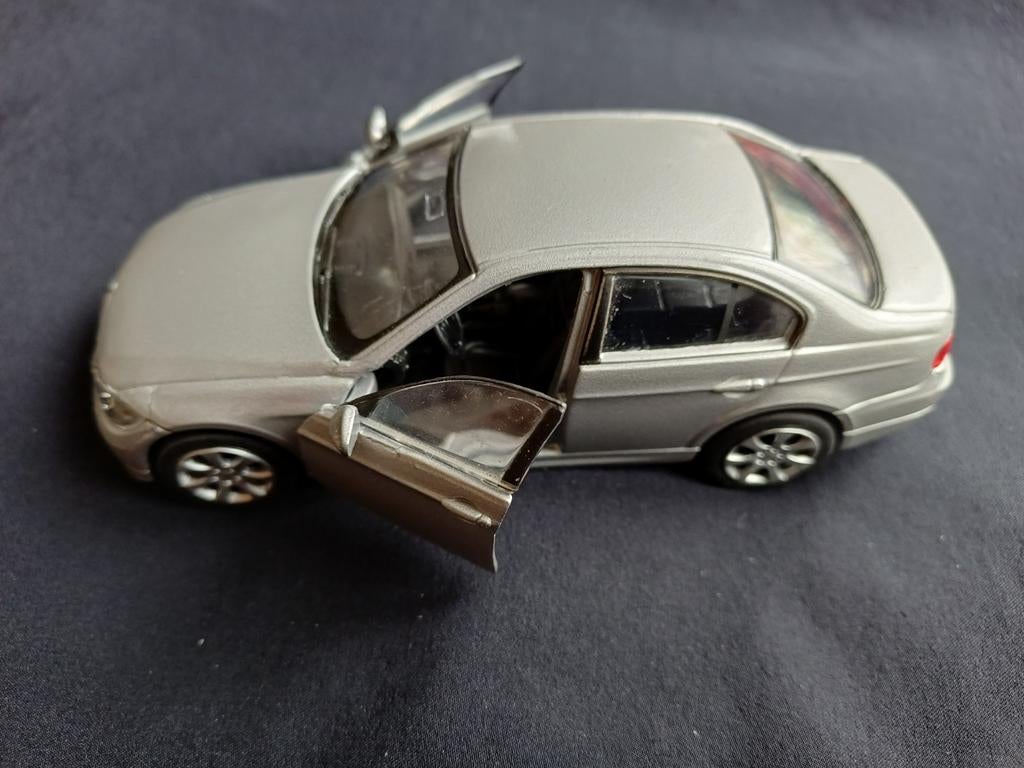 Welly BMWi Modelauto - No. 42364, Hobby en Vrije tijd, Modelauto's | 1:18, Ophalen of Verzenden, Gebruikt, Auto, Welly