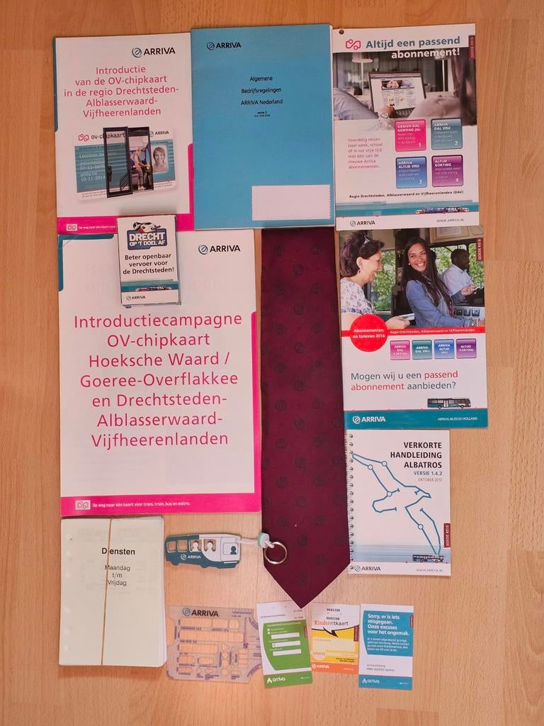 ARRIVA Items 13 stuks, Verzamelen, Spoorwegen en Tramwegen, Zo goed als nieuw, Trein, Overige typen, Ophalen of Verzenden