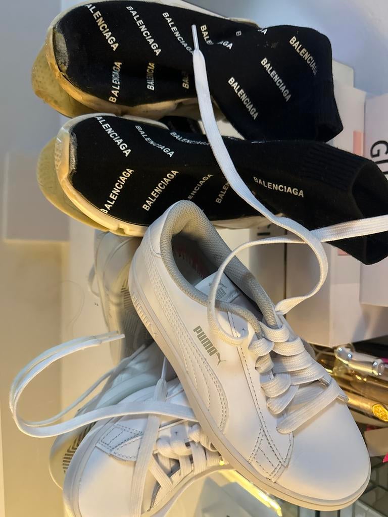 Sport schoenen en Balenciaga sokken, Kleding | Dames, Schoenen, Ophalen of Verzenden, Gedragen, Wit, Sportschoenen