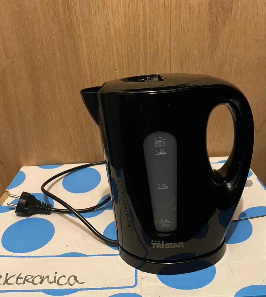 Tristar Waterkoker 1.7L - Zwart, Witgoed en Apparatuur, Waterkokers, 1 tot 2 liter, Ophalen of Verzenden, Zo goed als nieuw