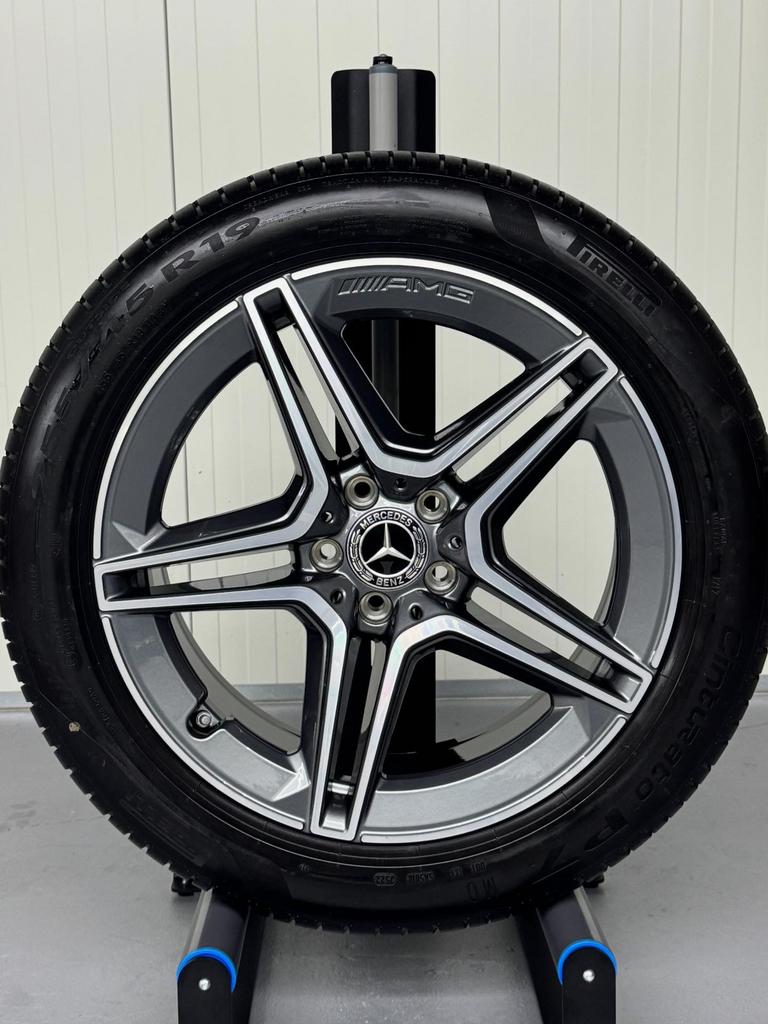 Mercedes-AMG  W223 OEM Wheels – 19”Front / 19”Rear - Coated, 19 inch, Banden en Velgen, 235 mm, Winterbanden