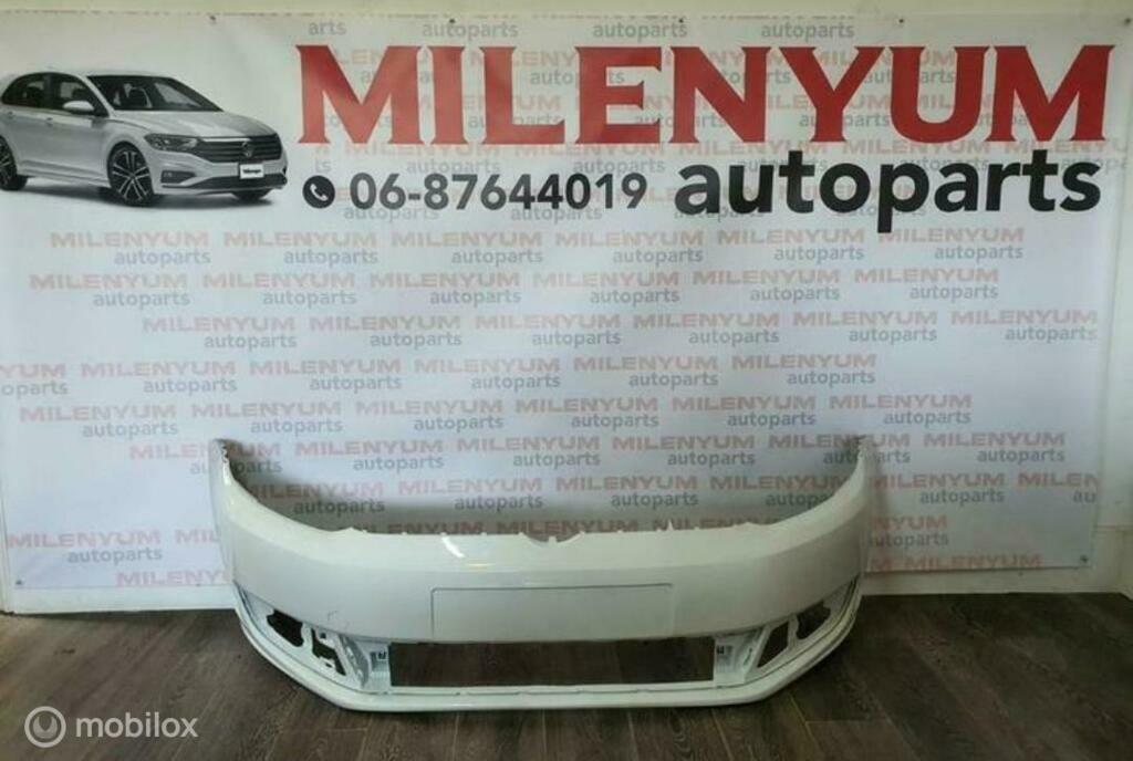 VOLKSWAGEN CADDY BUMPER NIEUW (2010-2015) LB9A, Ophalen of Verzenden, Nieuw, Voor, Bumper