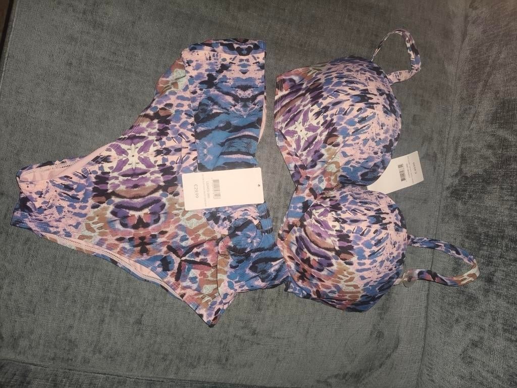 Bikini veelkleurig nieuw met kaartje maar 38 F, Ophalen of Verzenden, Nieuw, Bikini