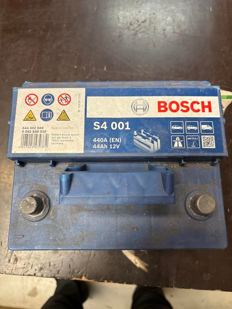 Bosch S4 001 Accu - 440A (EN) 44Ah 12V, Ophalen of Verzenden, Gebruikt, Universele onderdelen