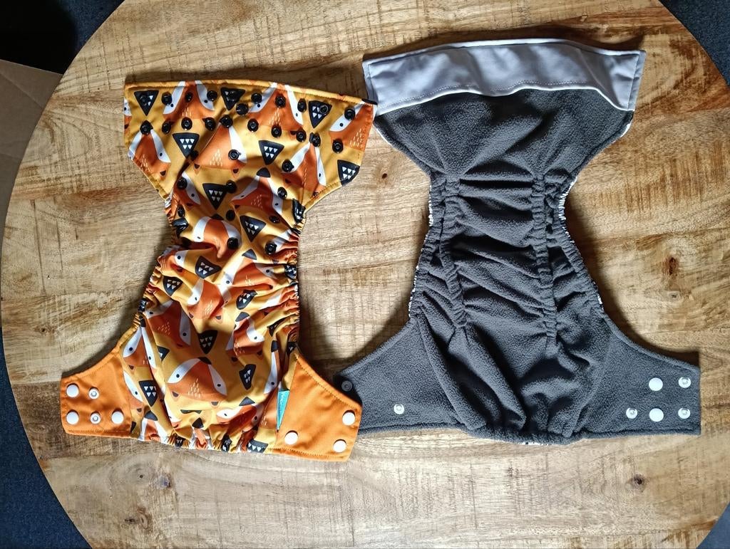 2 Happy Flute wasbare luiers - Nieuwstaat, Ophalen of Verzenden, Nieuw, Overige typen, Overige merken