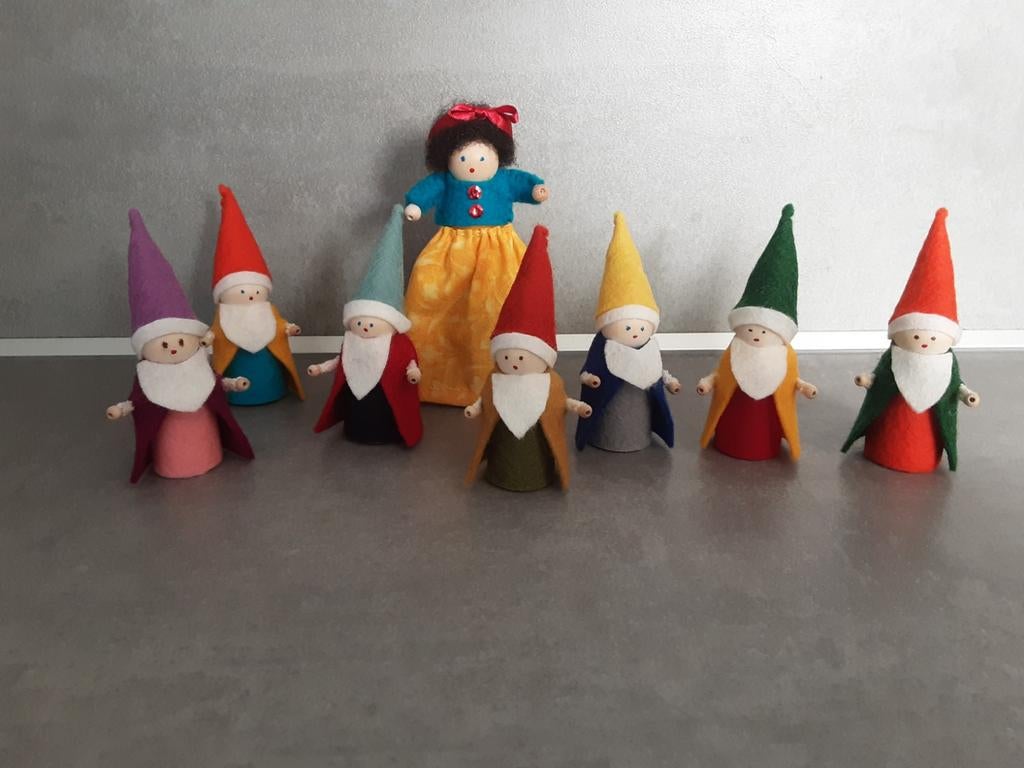 Sneeuwwitje en de 7 dwergen., Hobby en Vrije tijd, Vilt, Ophalen of Verzenden