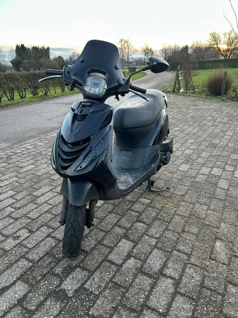 Piaggio Zip - Start en loopt altijd!, Fietsen en Brommers, Ophalen, Gebruikt, Maximaal 45 km/u, Zip
