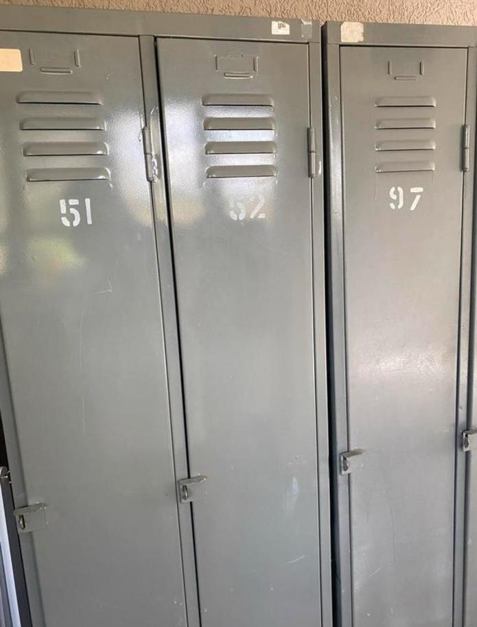 Grijze lockerkast, Huis en Inrichting, Kasten | Lockerkasten, Ophalen, Gebruikt