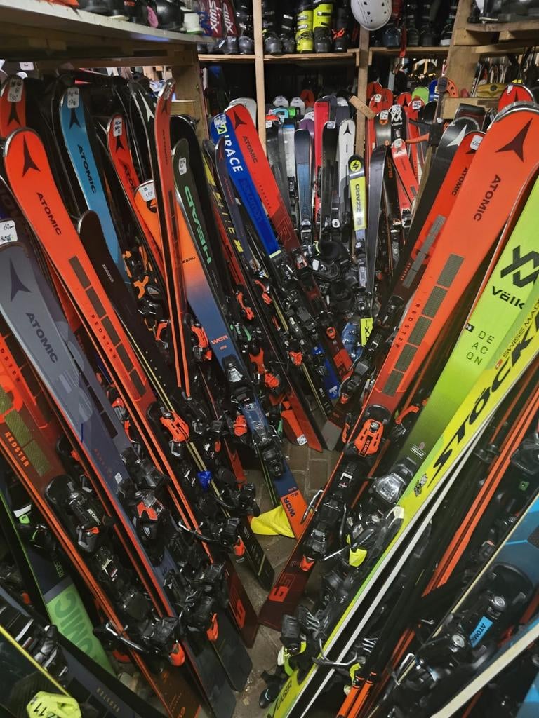 GROOTSTE VOORRAAD SKIS EN SKI SCHOENEN, Overige merken, 160 tot 180 cm, Ophalen of Verzenden, Zo goed als nieuw