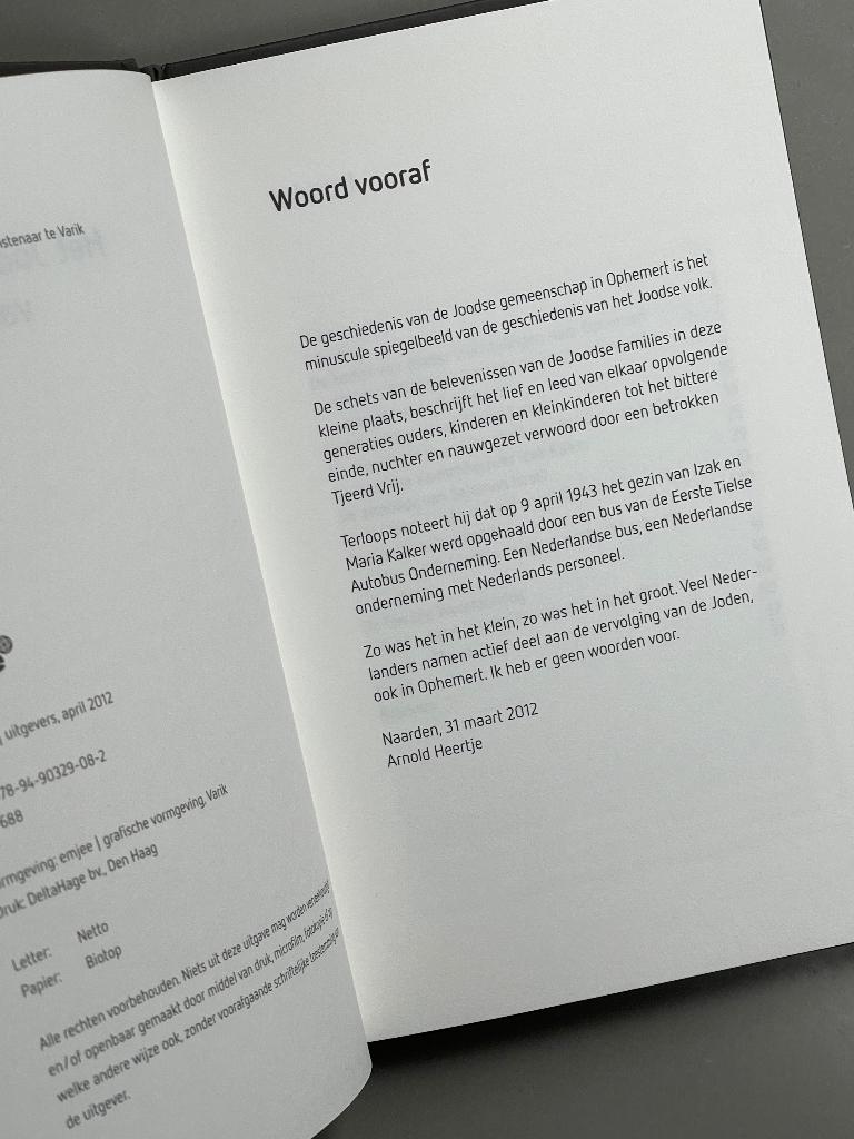 Het Joods verleden van Ophemert  WO II, Ophalen of Verzenden, 20e eeuw of later, Zo goed als nieuw