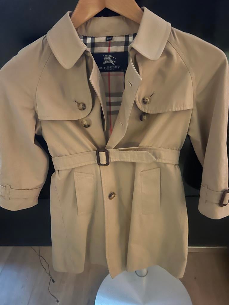 Burberry Trenchcoat Meisje Maat 104, Kleding | Dames, Jassen | Zomer, Ophalen of Verzenden, Zo goed als nieuw, Maat 34 (XS) of kleiner