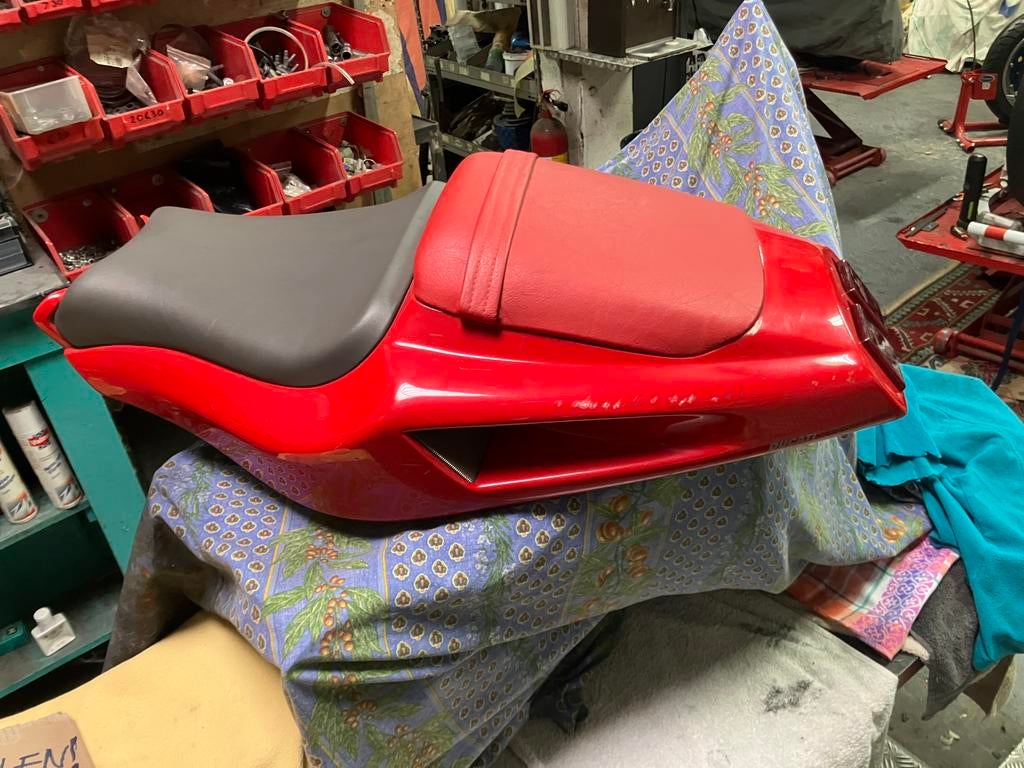Zadel Ducati 916 en andere , tweezits, origineel, Ophalen of Verzenden, Gebruikt