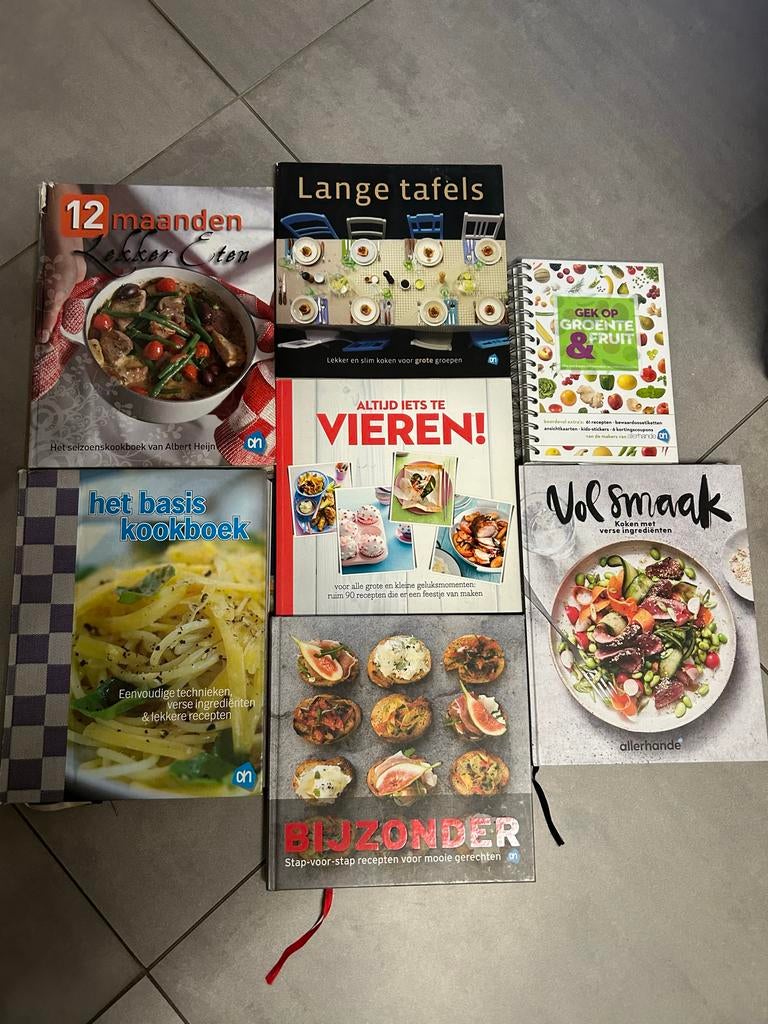AH Kookboeken Collectie - 7 Stuks, Boeken, Kookboeken, Gelezen, Voorgerechten en Soepen, Ophalen of Verzenden, Gezond koken