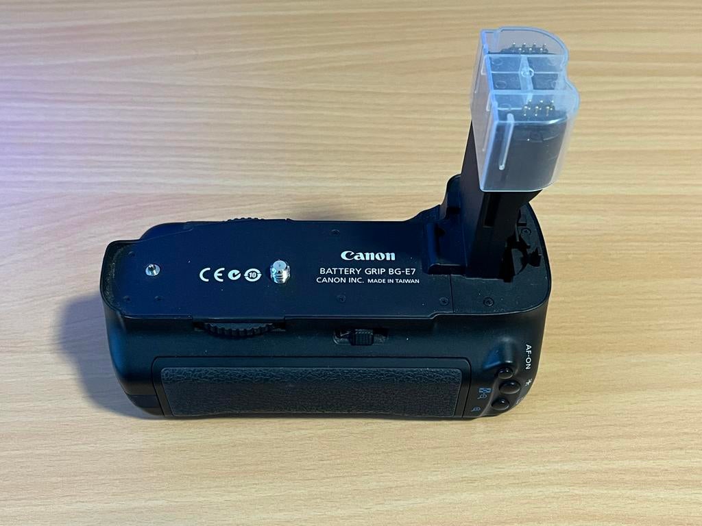 Canon BG-E7 Battery Grip - Zo goed als nieuw, Ophalen of Verzenden, Zo goed als nieuw, Canon