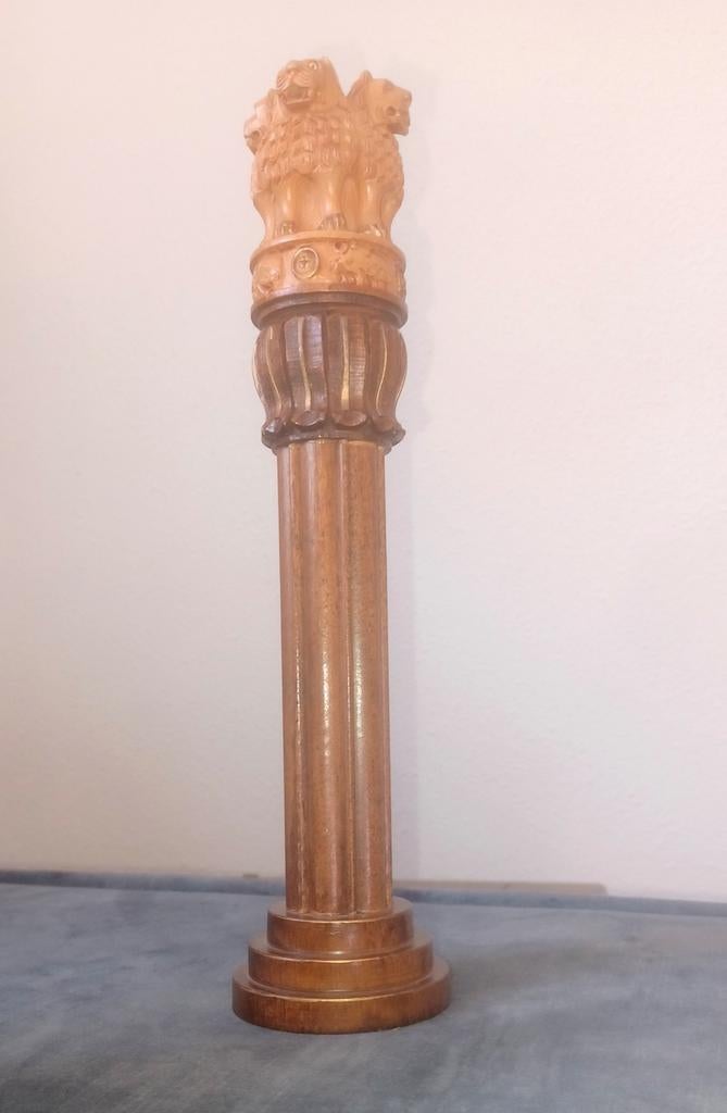 Prachtige Ashok Ashoka pilaar Boeddhisme India 26cm, Antiek en Kunst, Ophalen of Verzenden