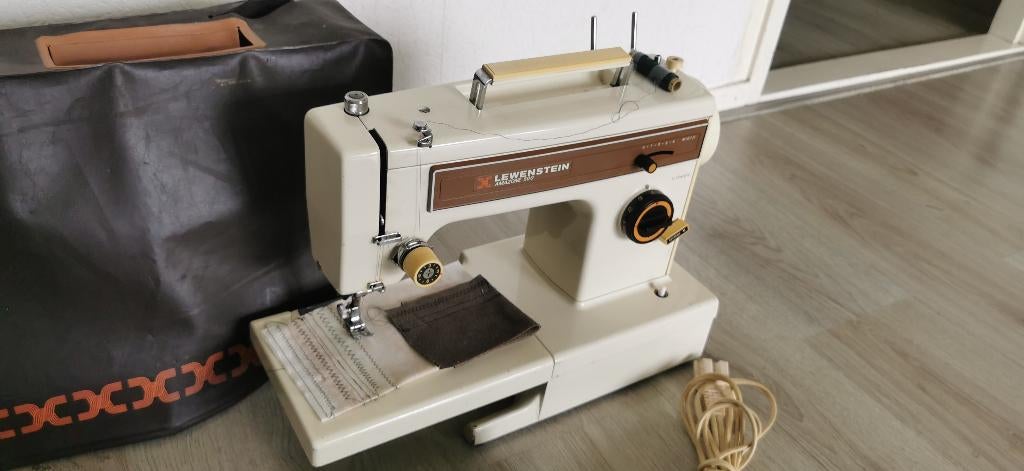 Naaimachine LEWENSTEIN AMAZONE 500, Ophalen of Verzenden, Zo goed als nieuw, Naaimachine, Overige merken