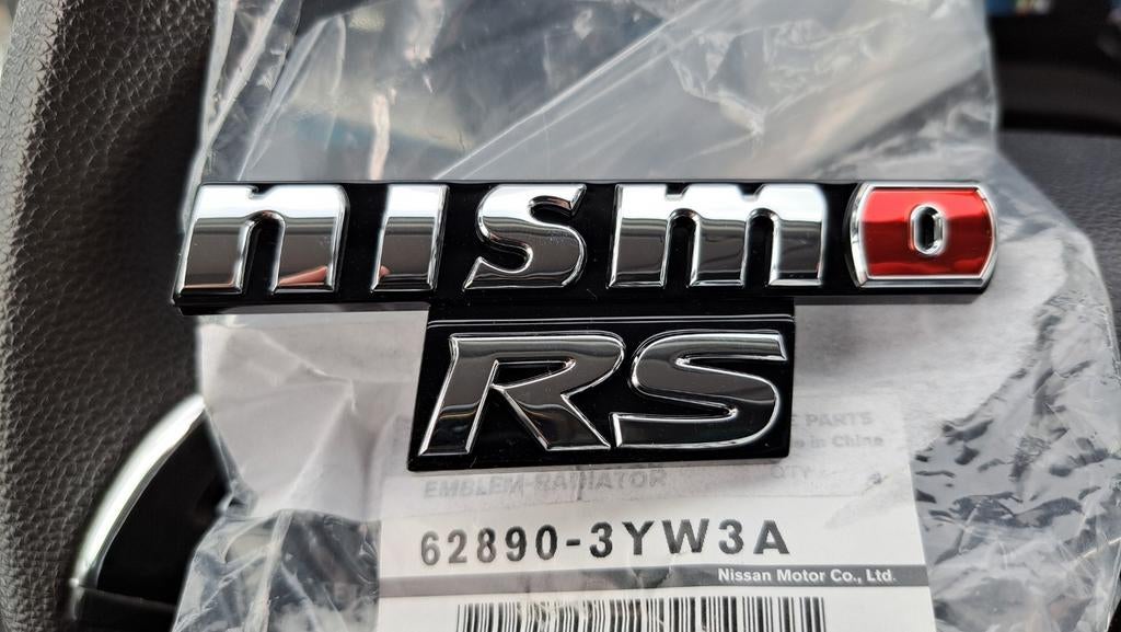 Nieuwe Nissan Nismo RS Radiator Embleem, Ophalen of Verzenden, Nieuw
