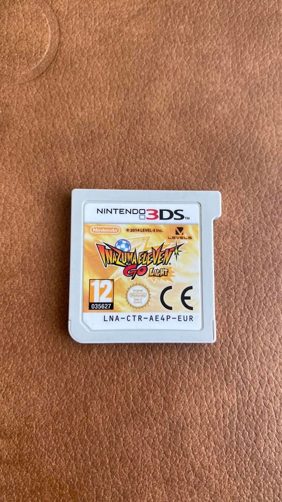 Inazuma eleven go light, Spelcomputers en Games, Games | Nintendo 2DS en 3DS, 1 speler, Ophalen of Verzenden, Zo goed als nieuw