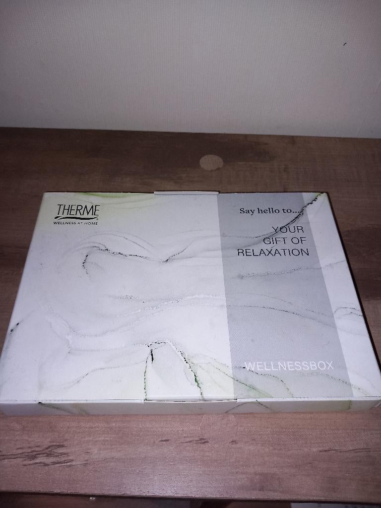 Therme wellnessset, Ophalen of Verzenden, Nieuw, Bodylotion, Crème of Olie