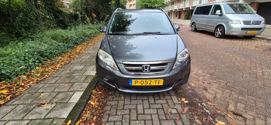 Honda FR-V 1.8 I 2009 Grijs APK. TOT.20.05.2027, Auto's, 4 cilinders, 75 €/maand, Handgeschakeld, 6 stoelen