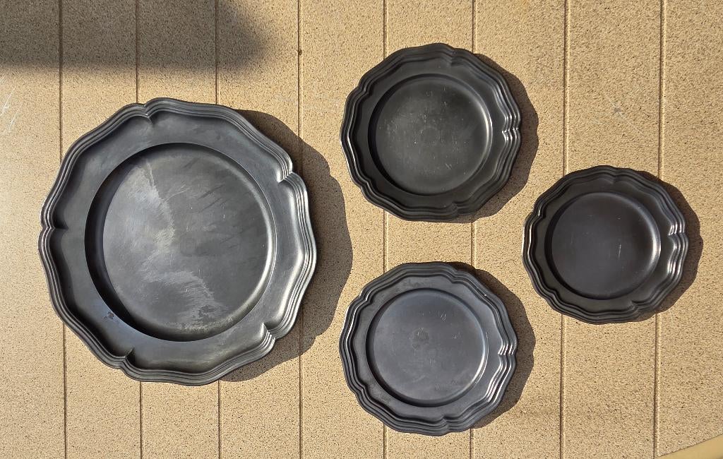 Set tinnen borden (4 stuks), Antiek en Kunst, Antiek | Tin, Ophalen of Verzenden