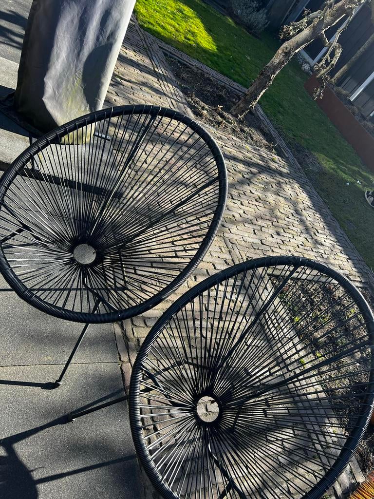 Zwarte tuinstoelen, 2 stuks, kunst riet, Ophalen, Zo goed als nieuw, Wicker