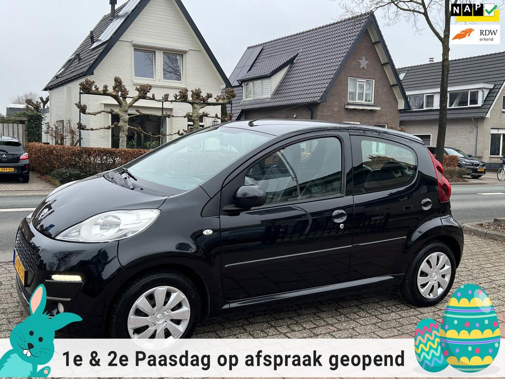 Peugeot 107 1.0 EXCLUSIVE NL-AUTO-NAP, Voorwielaandrijving, Euro 5, Stof, Gebruikt