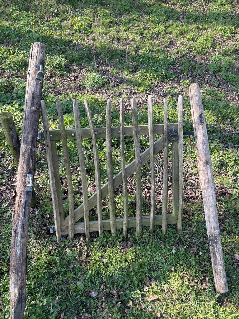 Kastanje houten tuin hekwerk, Ophalen, Met poort, Gebruikt, Tuinhek