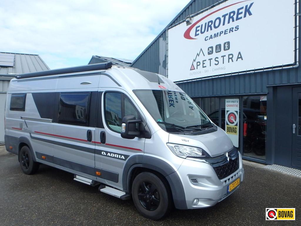 Adria Twin Platinum 640 SLX, Airbags, Luifel, Tot en met 2, Bedrijf