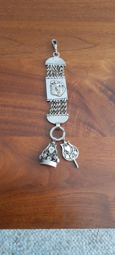 Zilveren horloge ketting maagd in tuin., Ophalen of Verzenden
