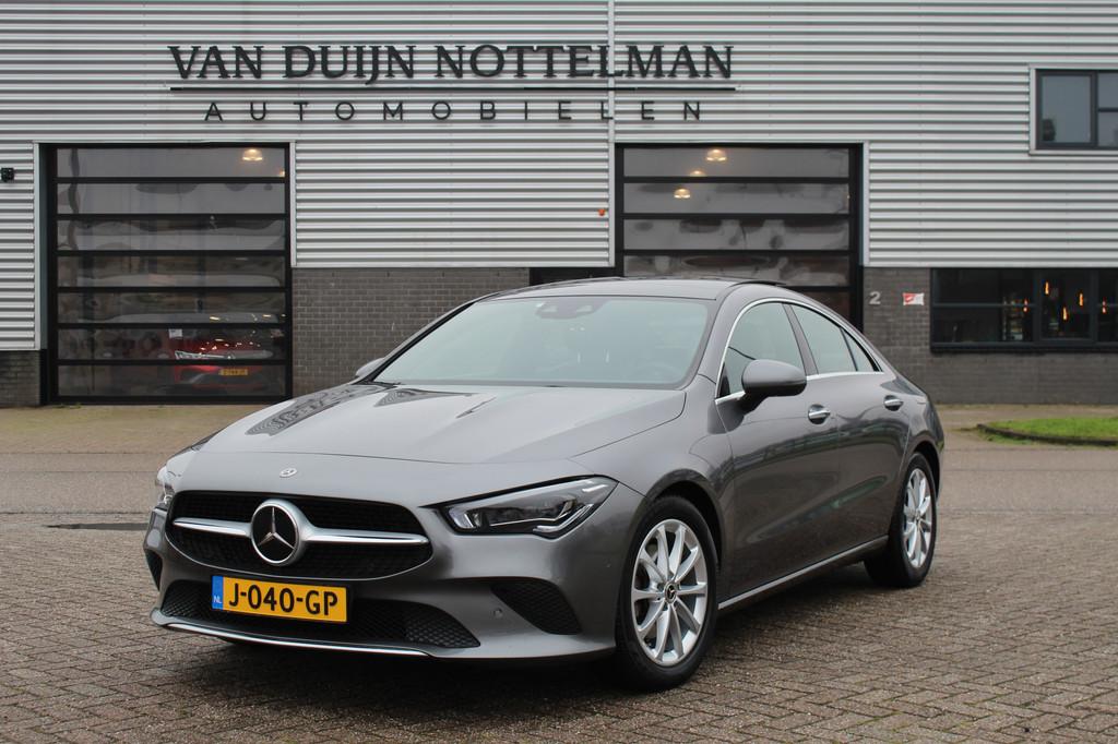 Mercedes-Benz CLA-Klasse 200 Business Solution Luxury / Pano, CLA, Gebruikt, 4 cilinders, Met garantie (alle)