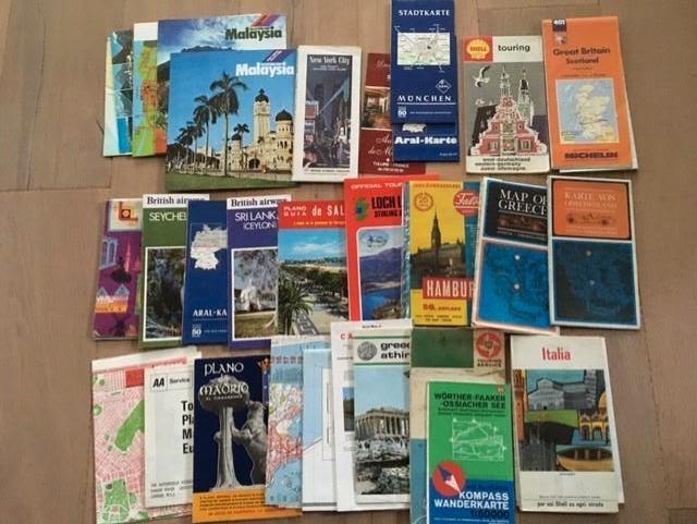 Wegenkaarten , diverse landen / steden uit de oude doos , al, Overige typen, Ophalen of Verzenden, Zo goed als nieuw, 1800 tot 2000