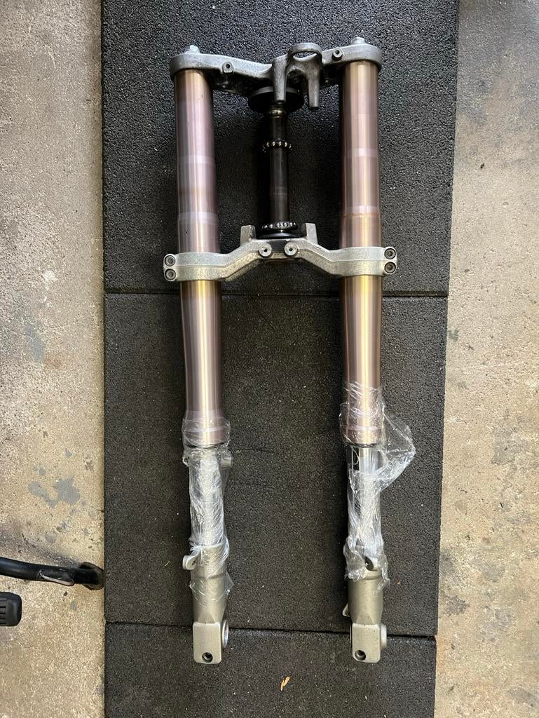USD voorvork verstelbaar YZF750R, Ophalen, Gebruikt