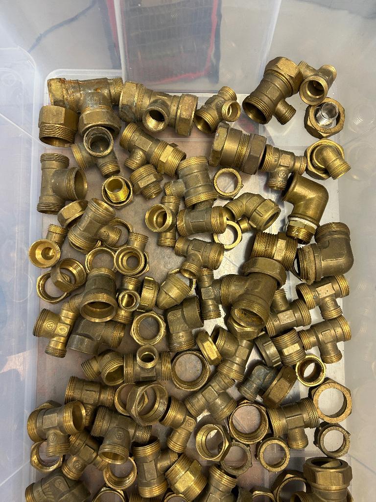 Knelkoppelingen 22mm messing, Ophalen, Zo goed als nieuw, Koper, Overige typen